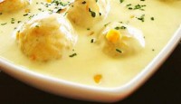 ALMÔNDEGA DE FRANGO COM AMÊNDOAS